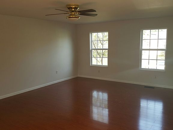 5th image of 6350 Mountain Brook Ln