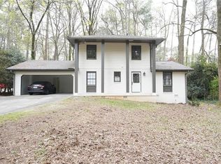 2221 Pinecliff Dr, Atlanta, GA 30345