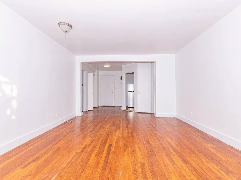 1st image of 271 Clarkson Ave #422
