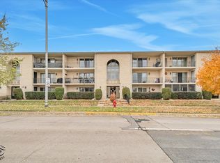 10538 Central Ave #1, Chicago Ridge, IL 60415