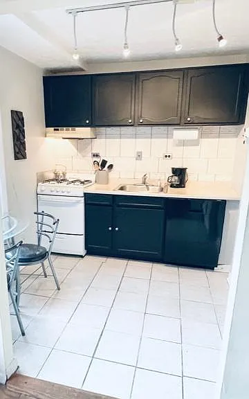 1440 N St NW #609 — Photo 13
