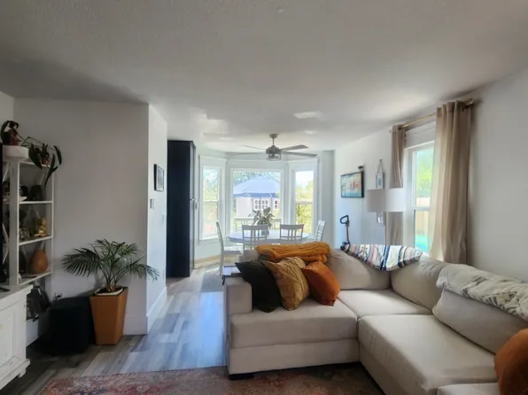 1627 Satellite Dr, Sparks, NV 89436