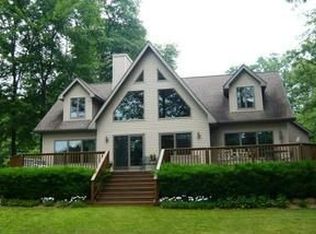 5181 N Fox Rd, Sanford, MI 48657