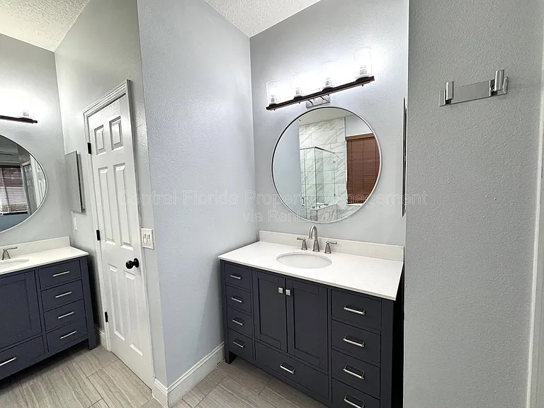 5004 Marbella Isle Dr — Photo 25