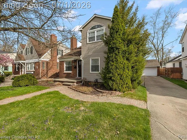 2209 Windemere Rd — Photo 32