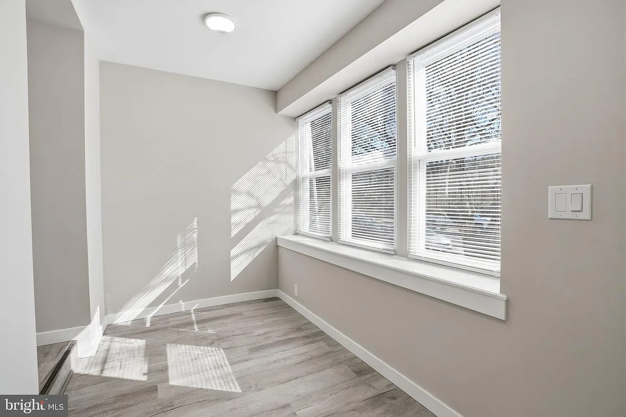 6157 Walnut St — Photo 4