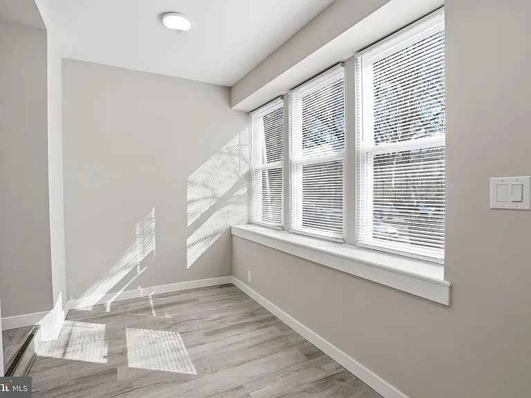 6157 Walnut St #2 — Photo 4