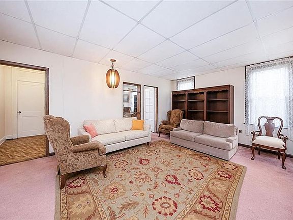 4th image of 1024 68th St