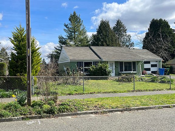 3rd image of 16024 6th Ave NE