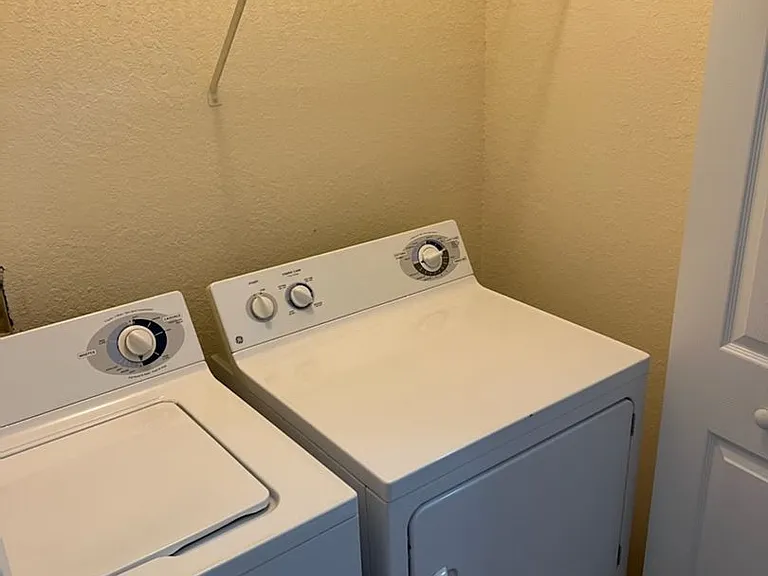 4440 NW 49th St #103 — Photo 14