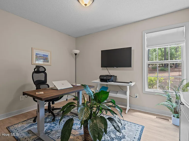 265 Longleaf Dr — Photo 22