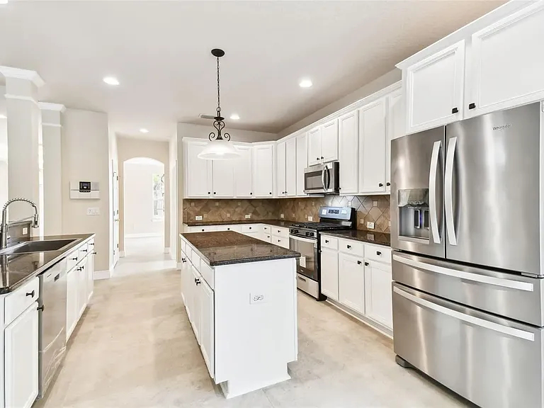 16143 Colchester Palms Dr — Photo 16