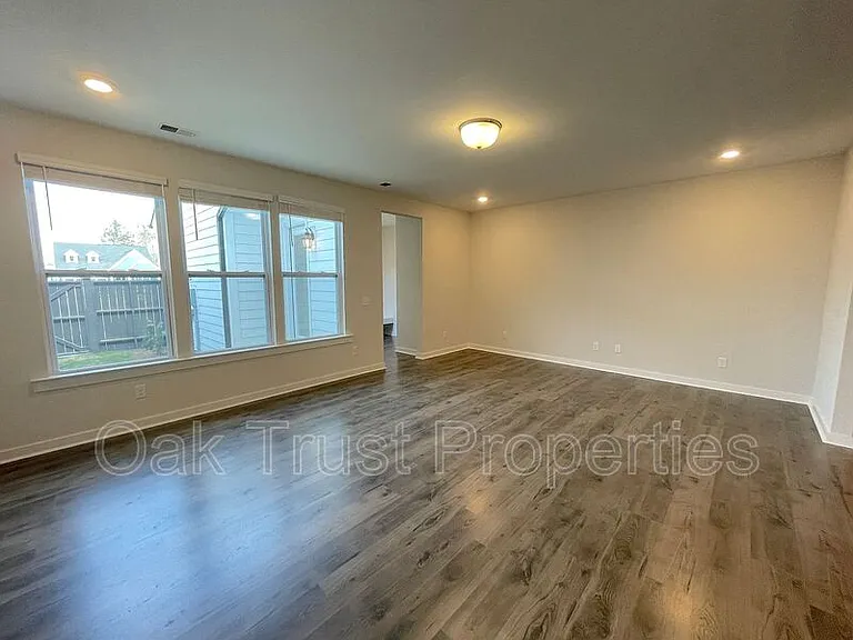 115 Summer Tanager Dr — Photo 7