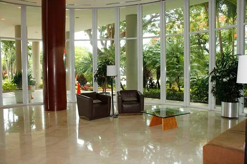 2475 Brickell Ave #709