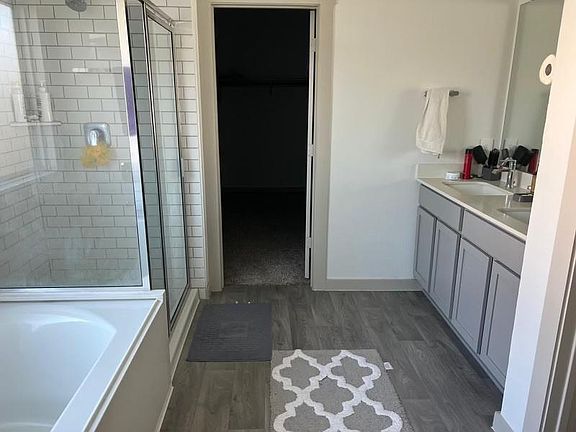5th image of 6927 Morales Way