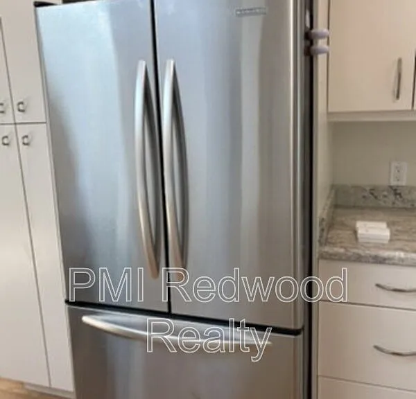 855 15th Ave — Photo 39
