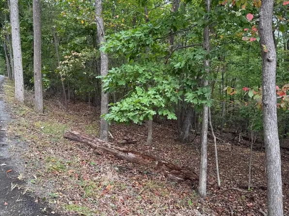 1832 Ridge Rd, Haymarket, VA 20169