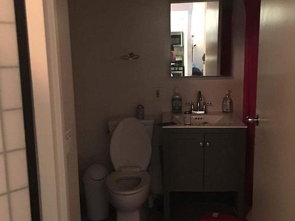 2nd image of 3032 31st St APT 1B
