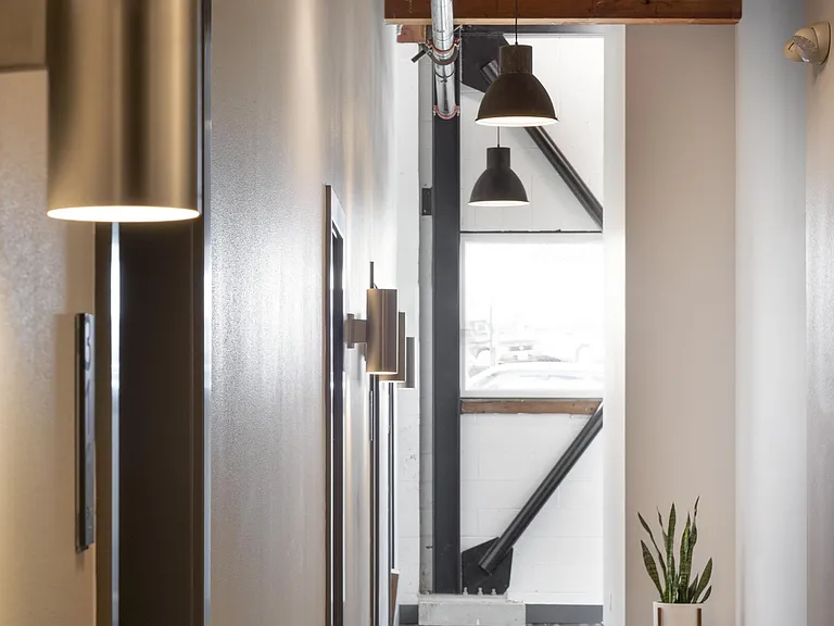 B Flats — Photo 6