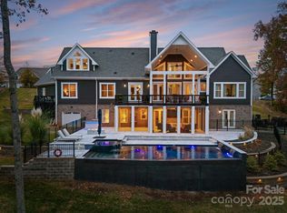 16312 Cozy Cove Rd, Charlotte, NC 28278