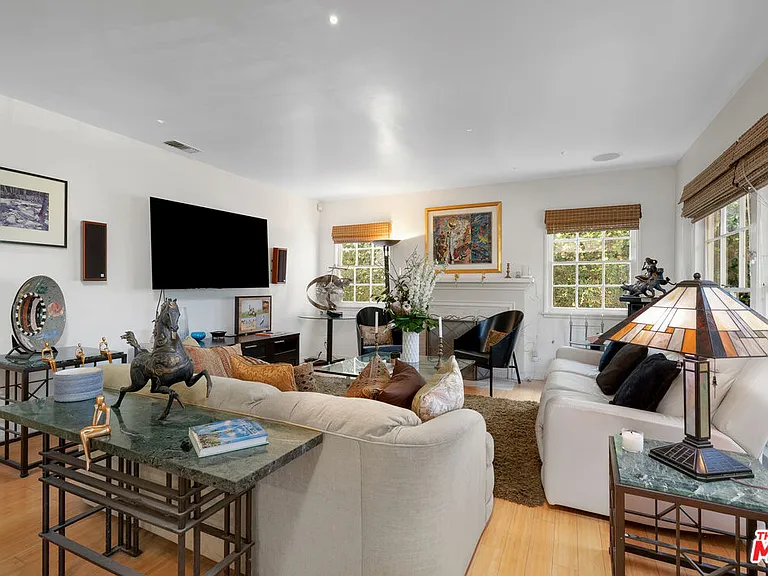 3331 Bennett Dr — Photo 8