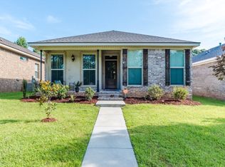 6032 Magnolia Pl E, Mobile, AL 36608