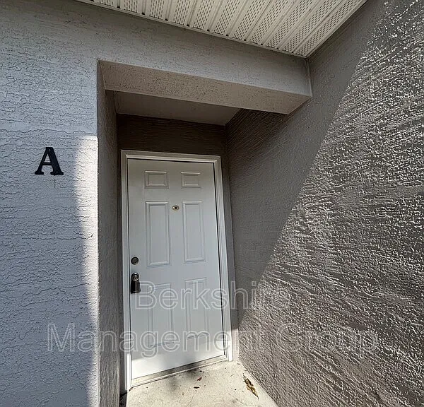 2405 Avenue C SW #A — Photo 12