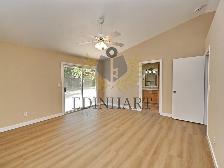 6353 N Brix Ave — Photo 16
