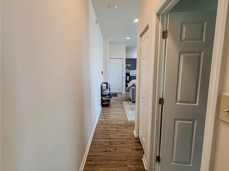 137 N Main St #B — Photo 20