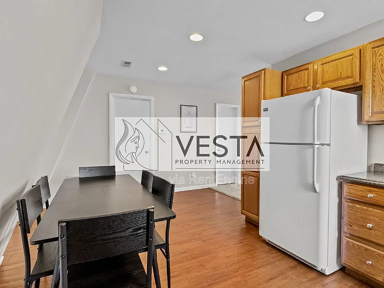 588 Ray Hill Rd #D — Photo 10