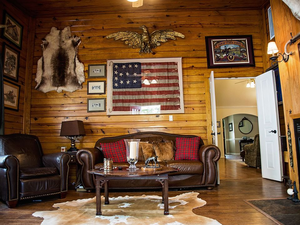 Second living area