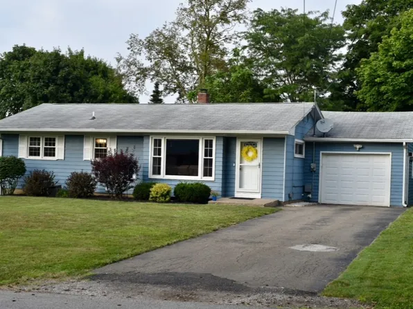 3015 Greeley Ave, Erie, PA 16506