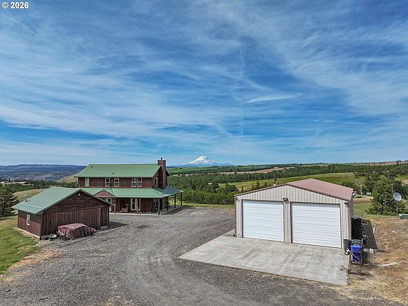 2nd image of 6 Mount Adams View Rd