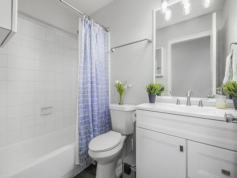 2926 Clay St — Photo 18