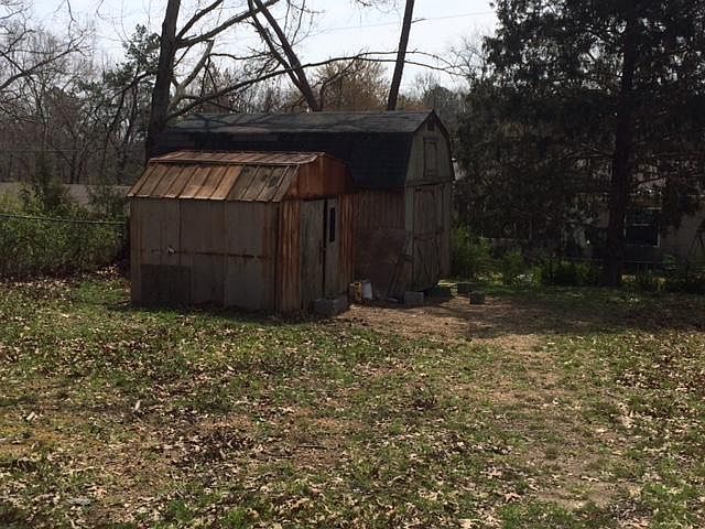 2nd image of 7482 Davis Mill Rd