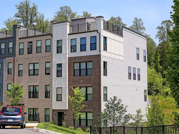 825 Wesley Ln #A, Charlottesville, VA 22911