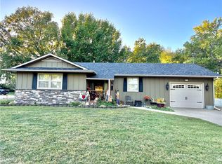 308 S High St, Butler, MO 64730