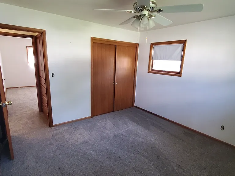 4824 N Hawthorne St — Photo 5