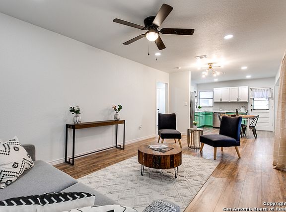 4th image of 108 Bonnell Dr