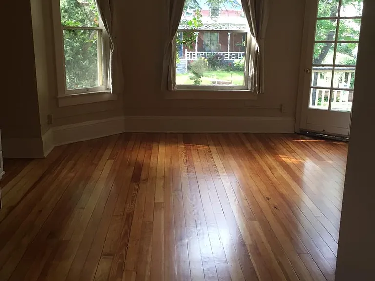 1004 Pine St #3 — Photo 4