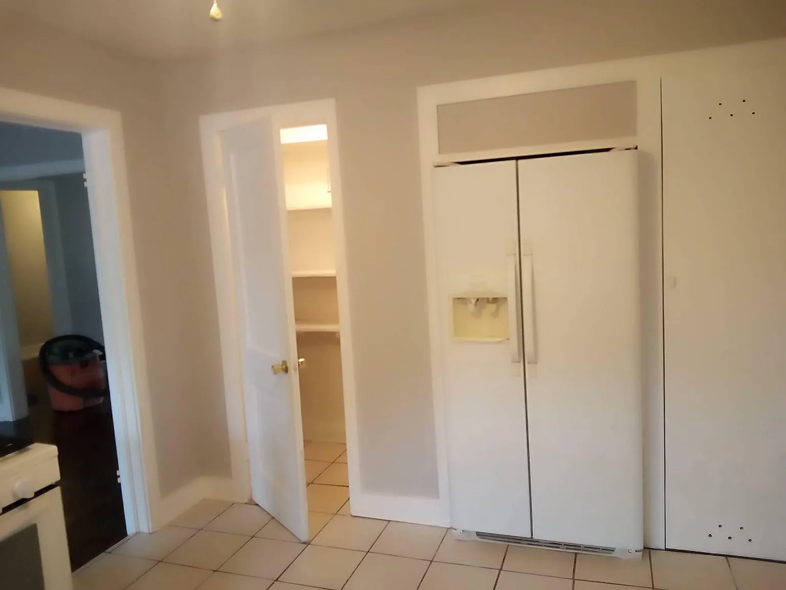 403 S Sycamore St — Photo 4