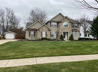 473 Cedarwood Rd, Avon Lake, OH 44012