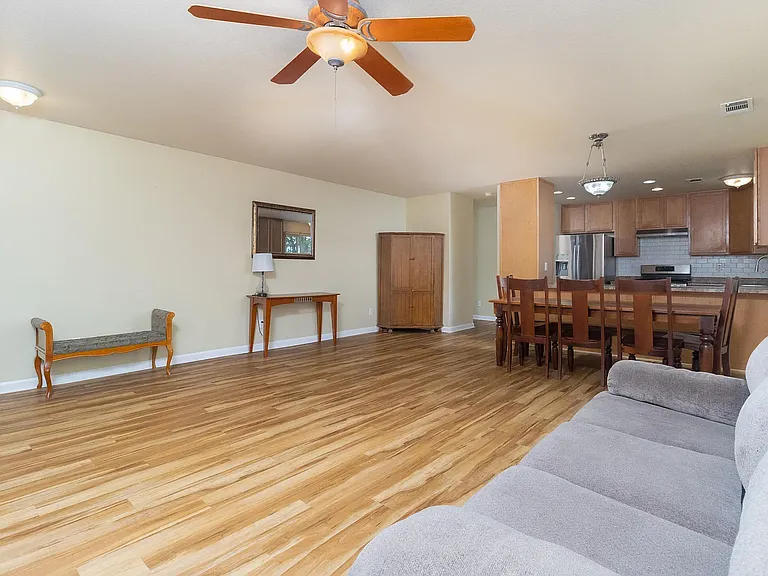 2948 Leland Ave — Photo 19