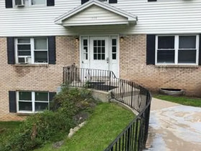 Canandaigua Garden Apartments — Photo 2
