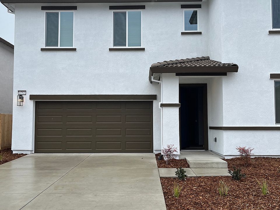 1st image of 1752 Teller Ave