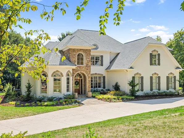 732 Brixton Cir, Simpsonville, SC 29681