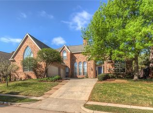 906 Hills Creek Dr, McKinney, TX 75070