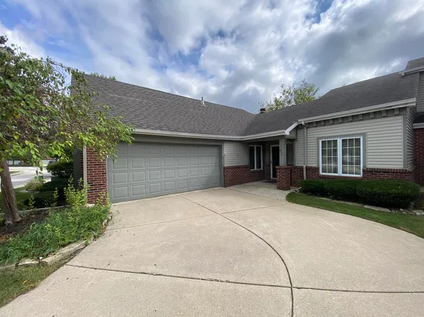 631 W 94th Ct, Crown Point, IN 46307