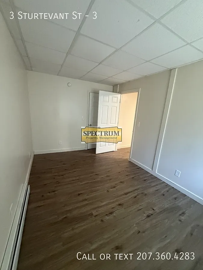 1 bed, $1,000 — Photo 3