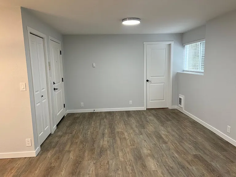 19215 15th Ave NE #3 — Photo 19